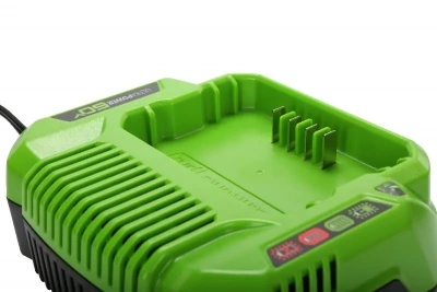 Универсальное зарядное устройство Greenworks G60UC, 60v, сила тока 2A