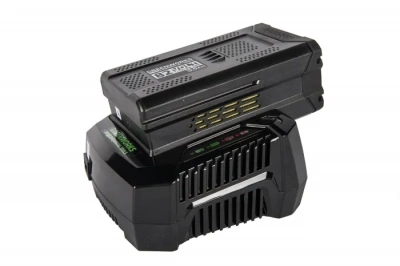 Универсальное зарядное устройство Greenworks G82C, 82v, сила тока 8А
